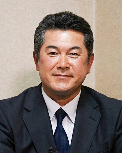 村田 靖